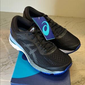 ASICS Gel-Kayano 25 Women’s Running Shoes